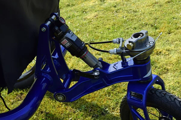 How to: pump up your Mountain Trike suspension shock absorbers