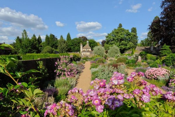 MT Push, all terrain wheelchair available for visitor use at Wakehurst 